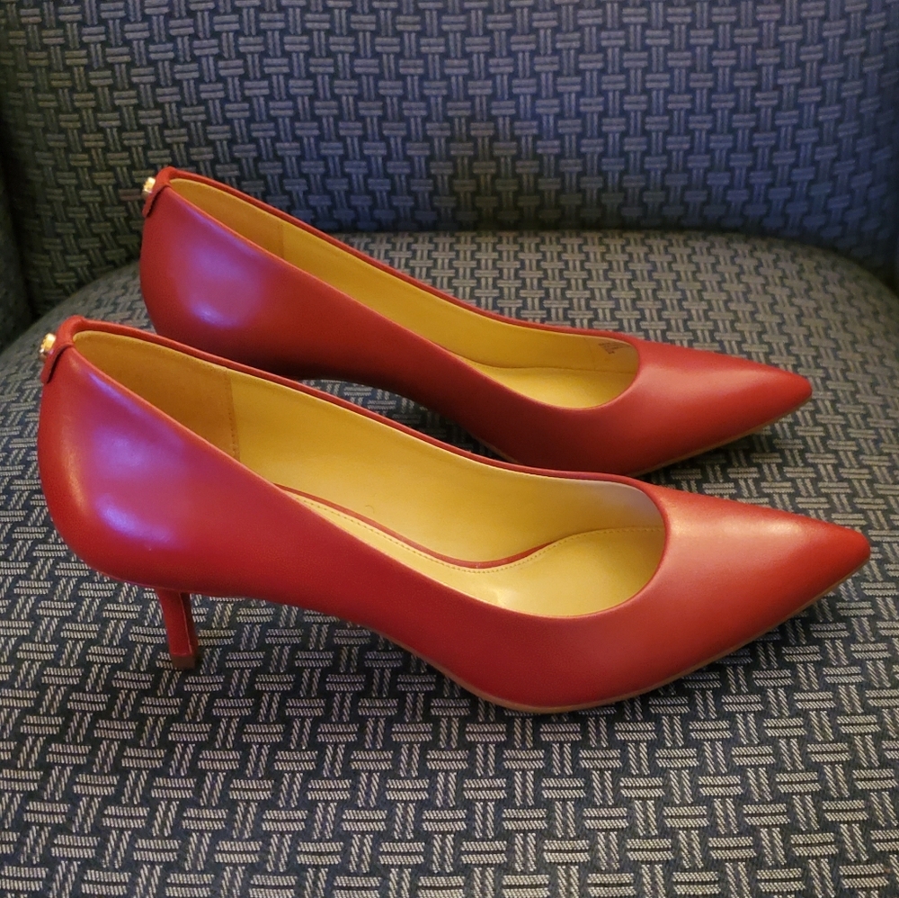 Michael Kors Kitten Heel Pumps